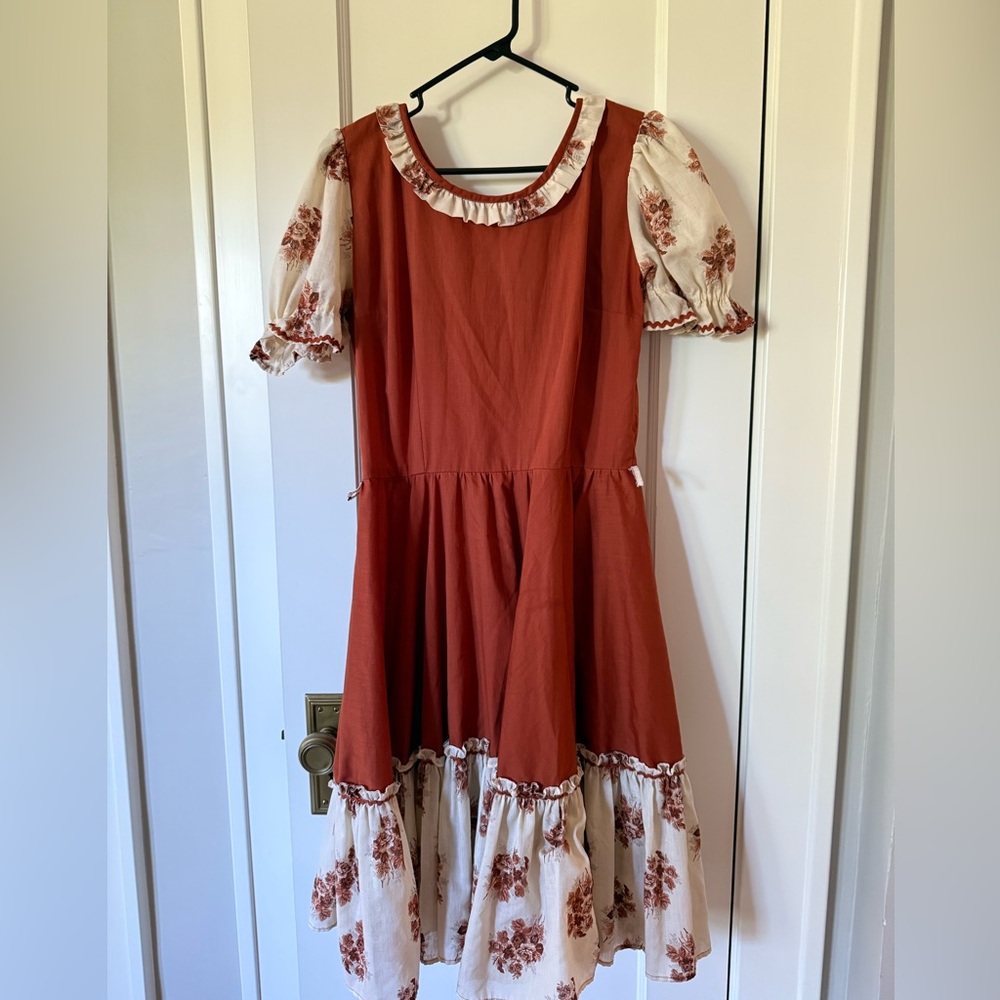 Vintage handmade 1970s dress!